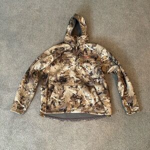 Sitka Gear Dakota Hoodie.